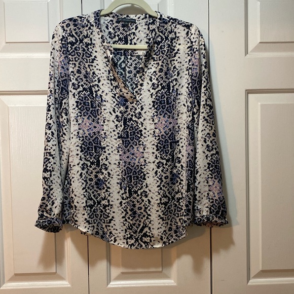 Long sleeve reptile print blouse - Picture 1 of 4